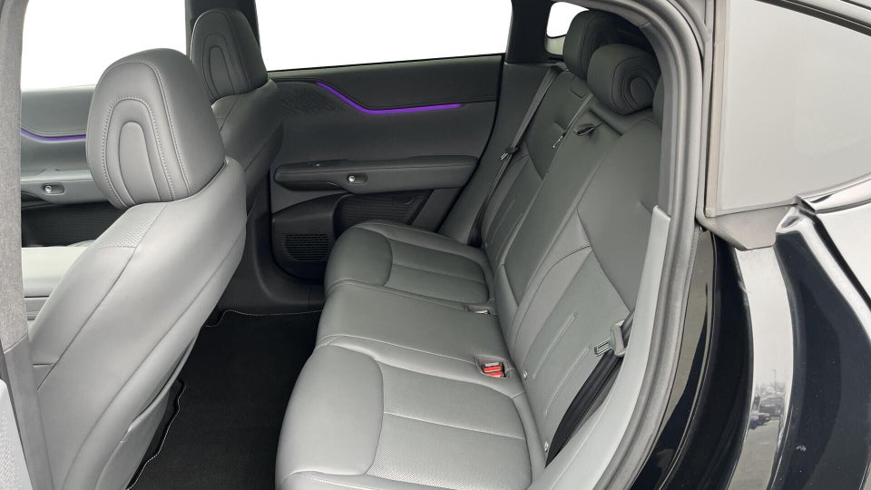 Xpeng G6 Performance 5d