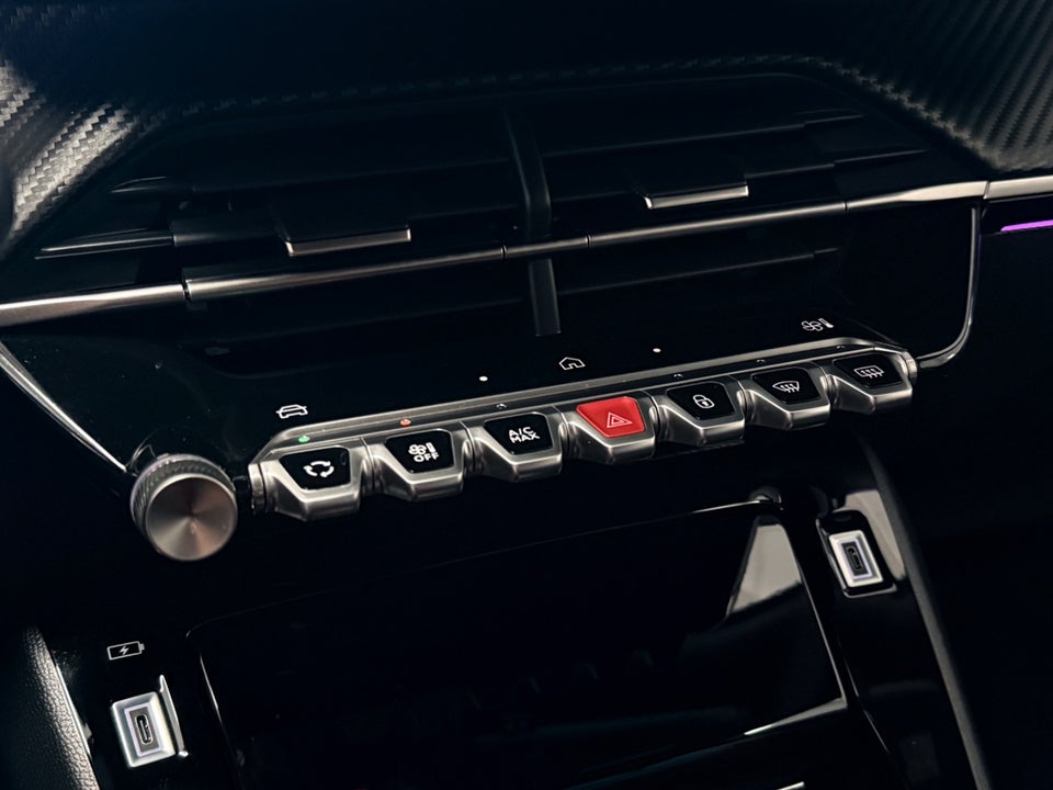 Peugeot e-2008 54 GT 5d