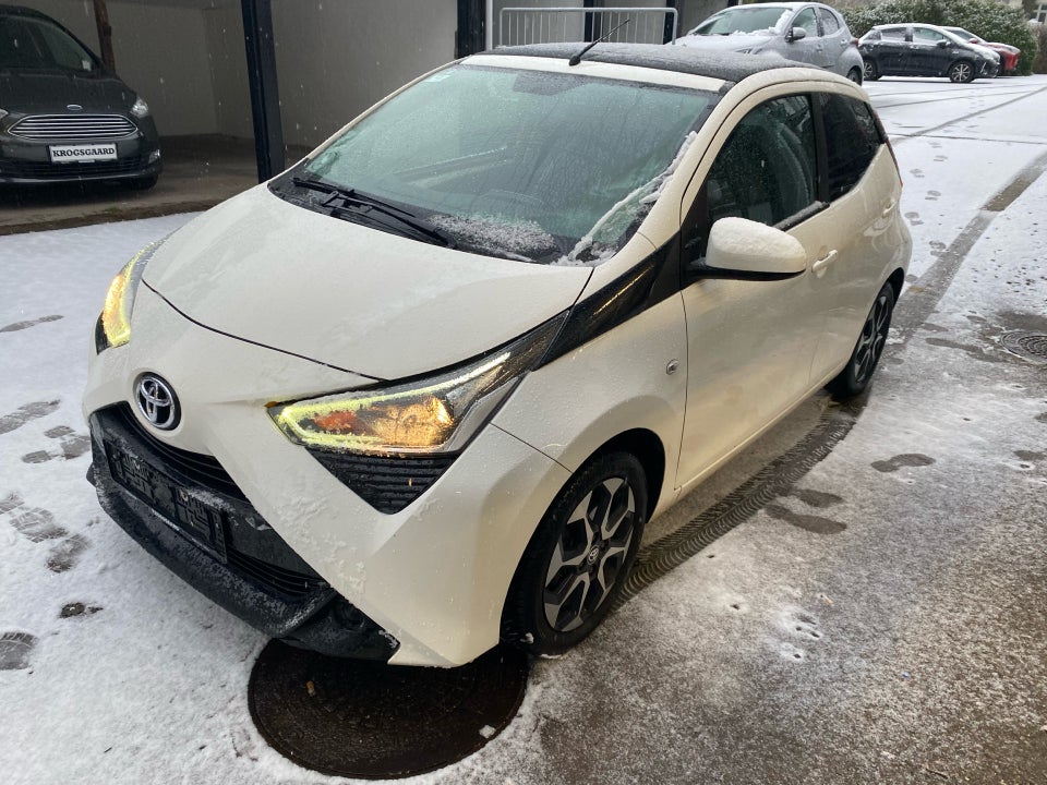 Toyota Aygo 1,0 VVT-i x-sky 5d