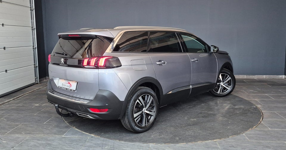 Peugeot 5008 1,2 e-THP 130 Allure EAT6 7prs 5d