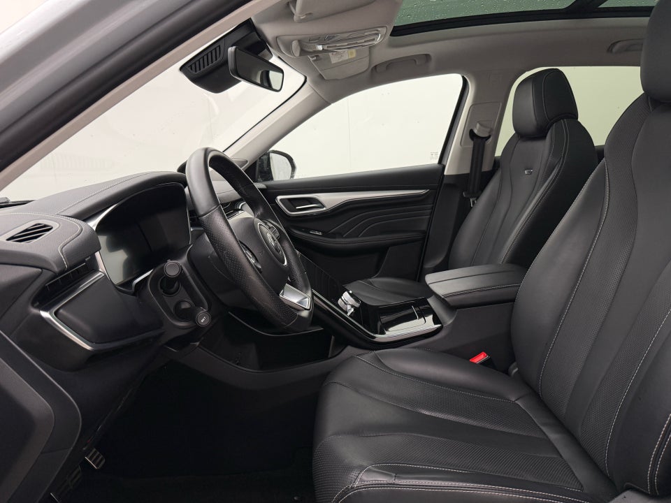 MG Marvel R Performance 5d