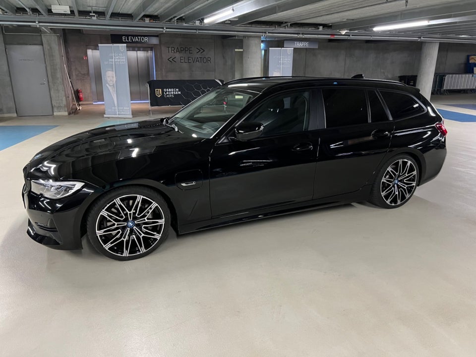 BMW 330e 2,0 Touring xDrive aut. 5d