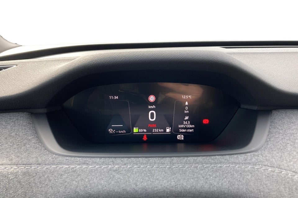 Skoda Enyaq 50 iV 5d