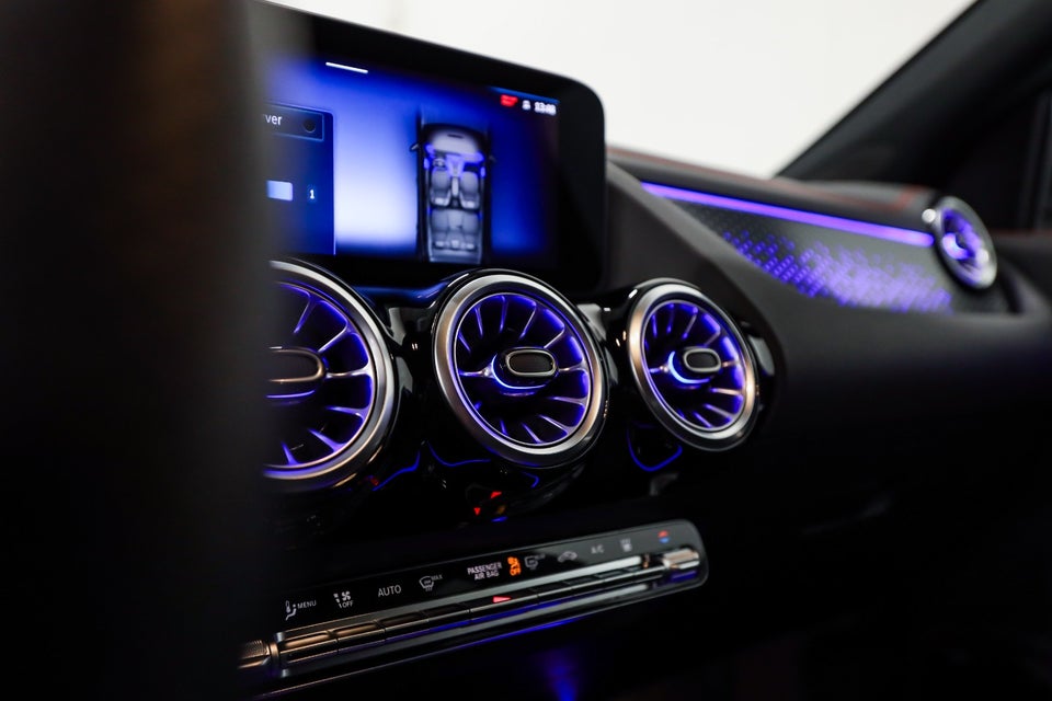 Mercedes EQA350 AMG Advance Plus 4Matic 5d