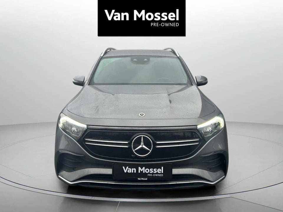 Mercedes EQB250 AMG Line 5d