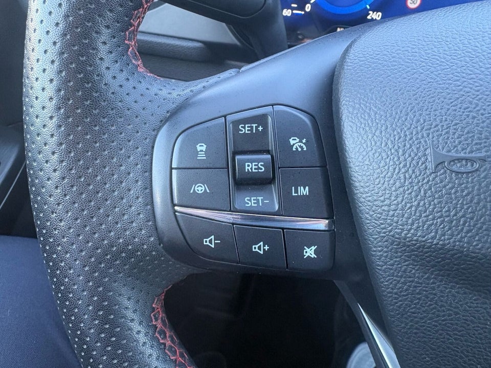 Ford Kuga 2,5 PHEV ST-Line X CVT 5d