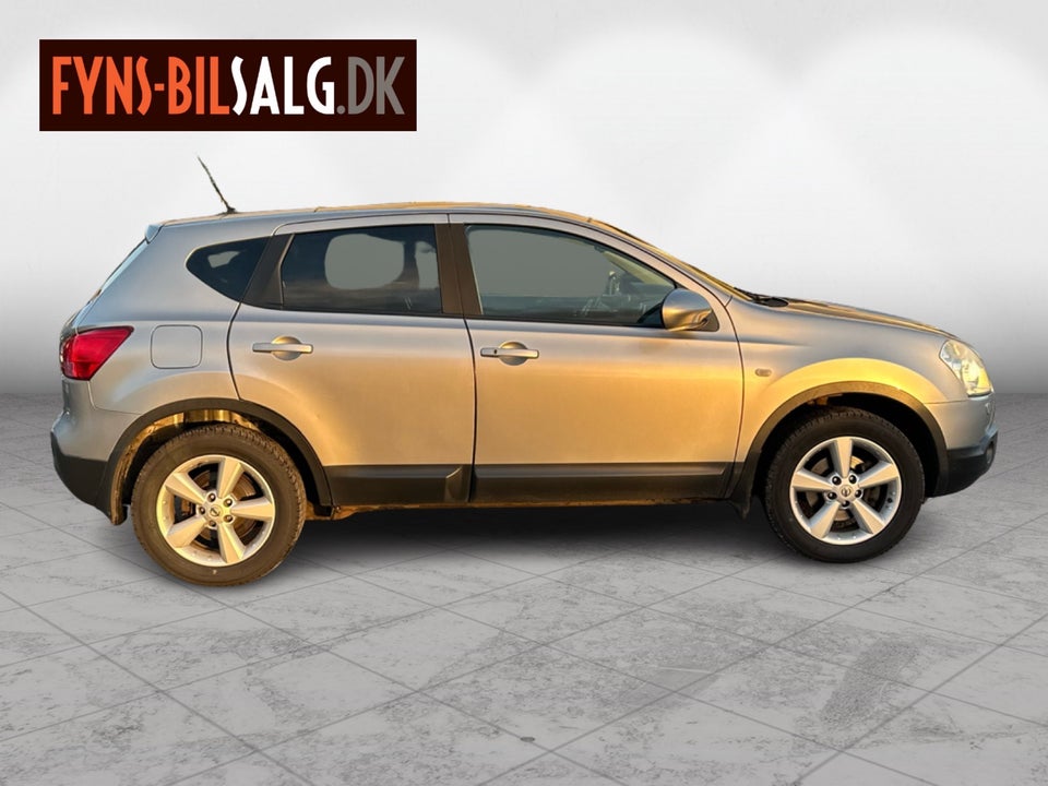 Nissan Qashqai 1,6 Acenta 5d