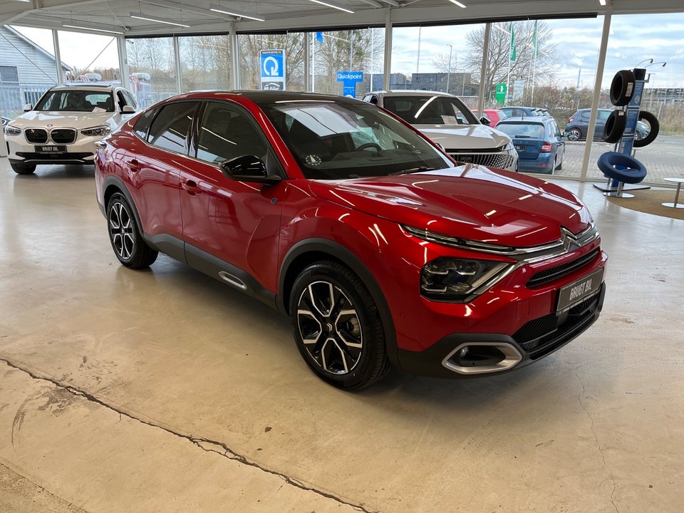 Citroën ë-C4 X 50 Shine Pack 4d