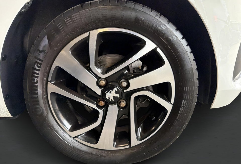 Peugeot 108 1,0 e-VTi 72 Allure+ 5d