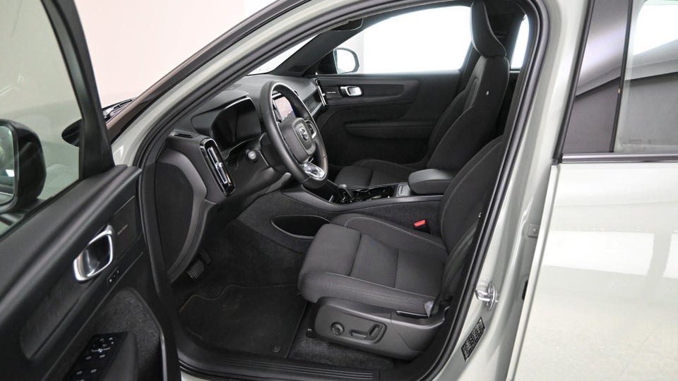 Volvo XC40 ReCharge Twin Ultimate 5d