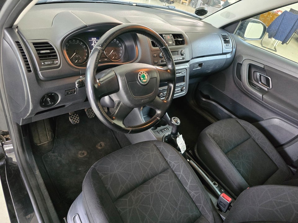 Skoda Fabia 1,6 TDi 105 Ambiente Combi 5d