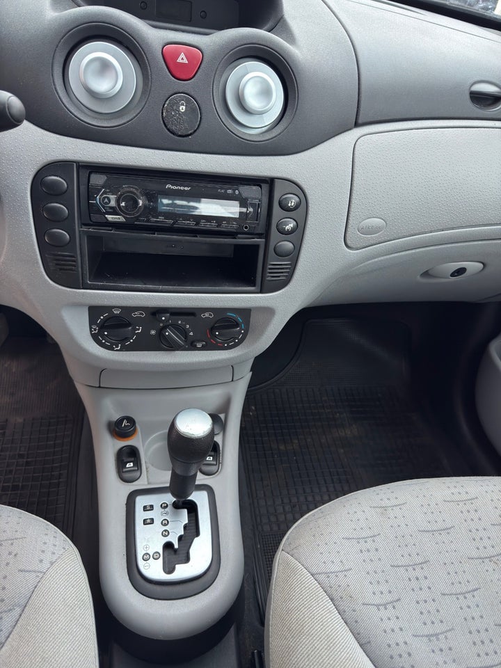 Citroën C3 1,4 Prestige aut. 5d