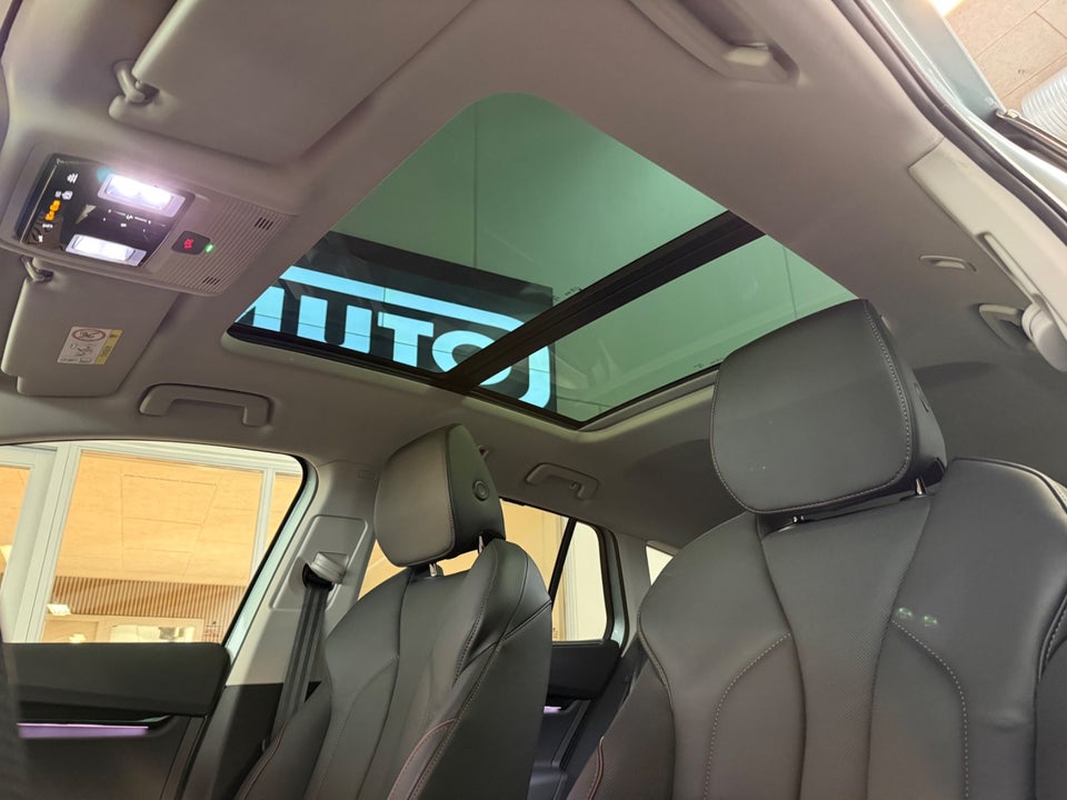 Skoda Enyaq 85 iV Suite 5d