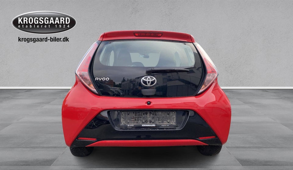 Toyota Aygo 1,0 VVT-i x-play x-touch 5d