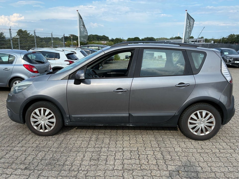 Renault Scenic XMod 1,6 16V Expression 5d
