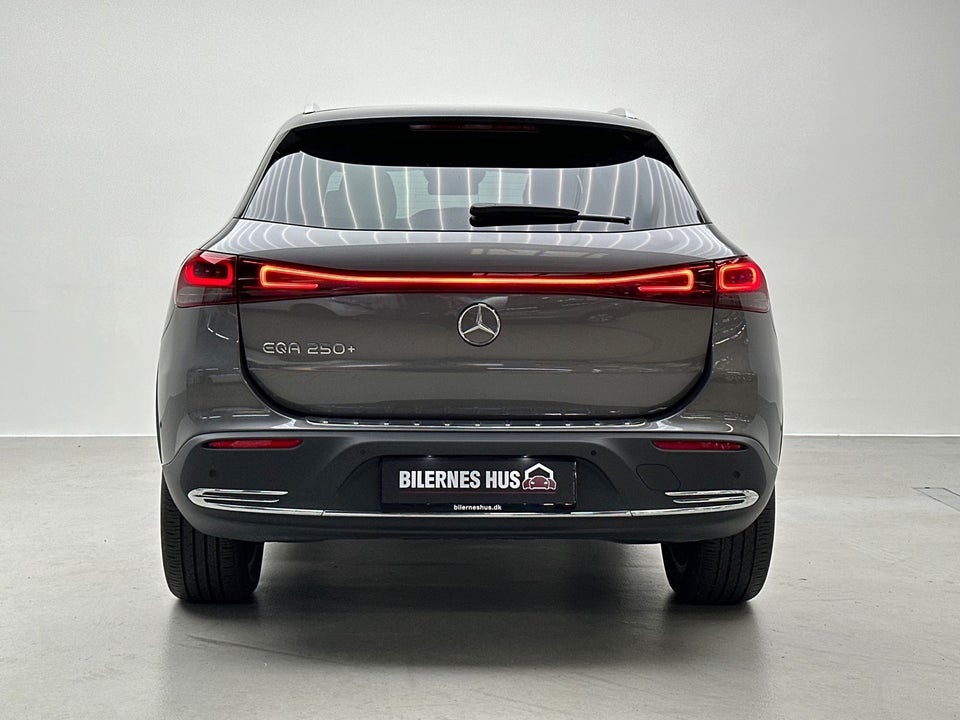 Mercedes EQA250+ Progressive 5d