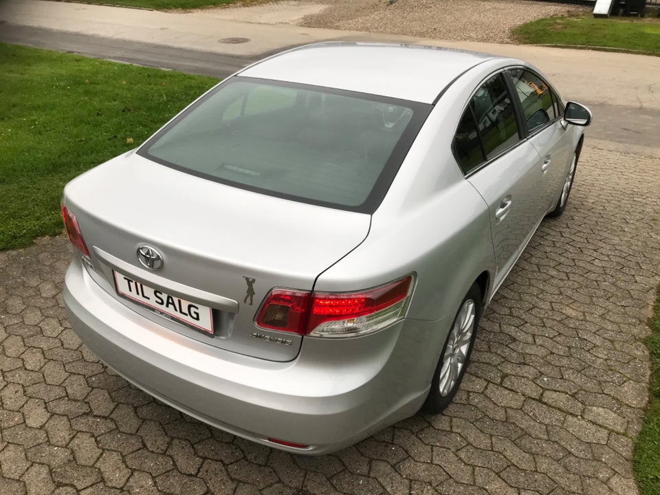 Toyota Avensis 1,6 VVT-i T1 4d