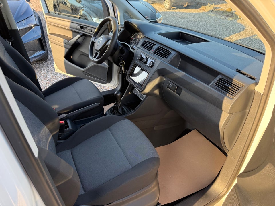 VW Caddy 2,0 TDi 102 BlueMotion Van 4d