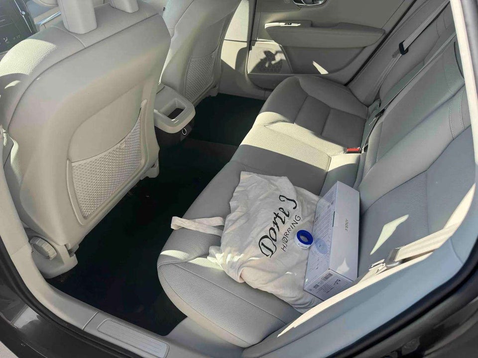 Volvo V90 2,0 D3 150 Momentum aut. 5d