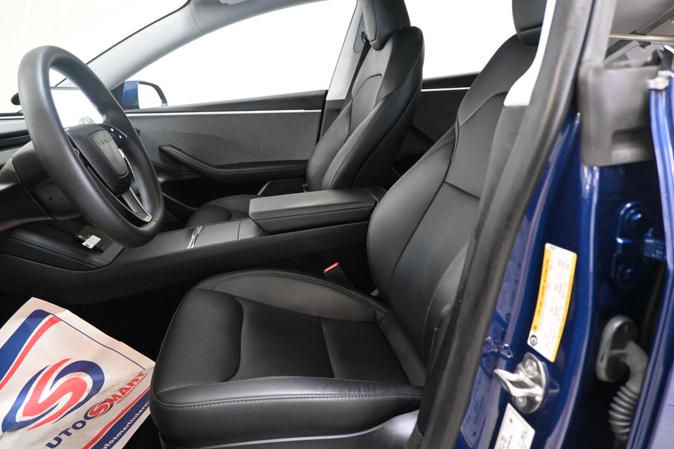 Tesla Model 3 RWD 4d