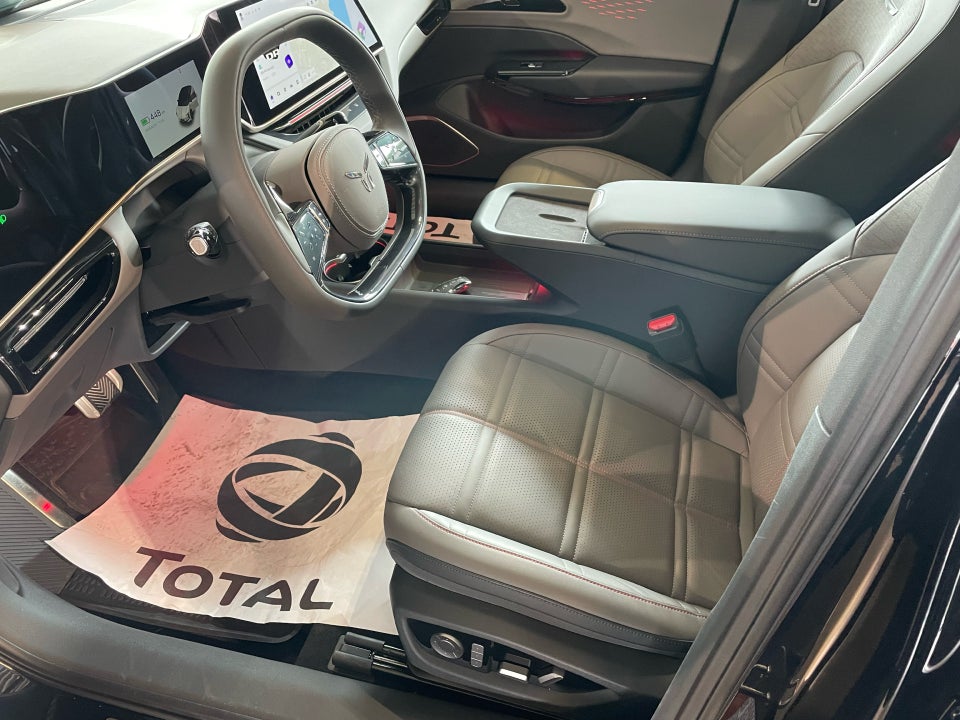 Hongqi EH7 111 Exclusive 4d