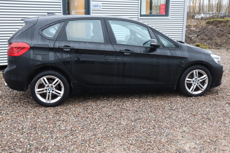 BMW 220d 2,0 Active Tourer aut. 5d