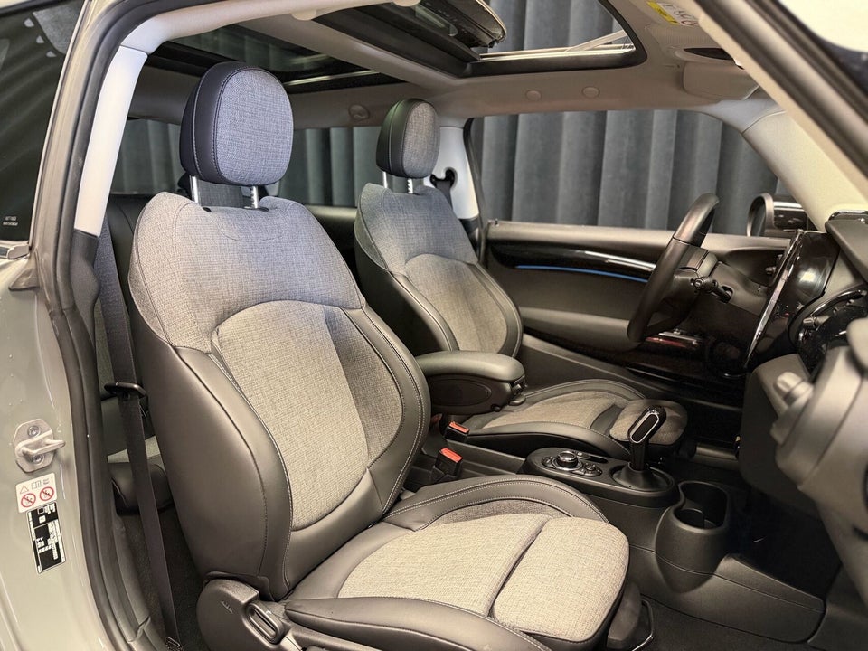 MINI Cooper SE Edition Premium Plus 3d