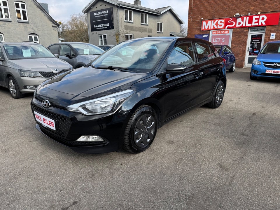 Hyundai i20 1,25 Fresh 5d