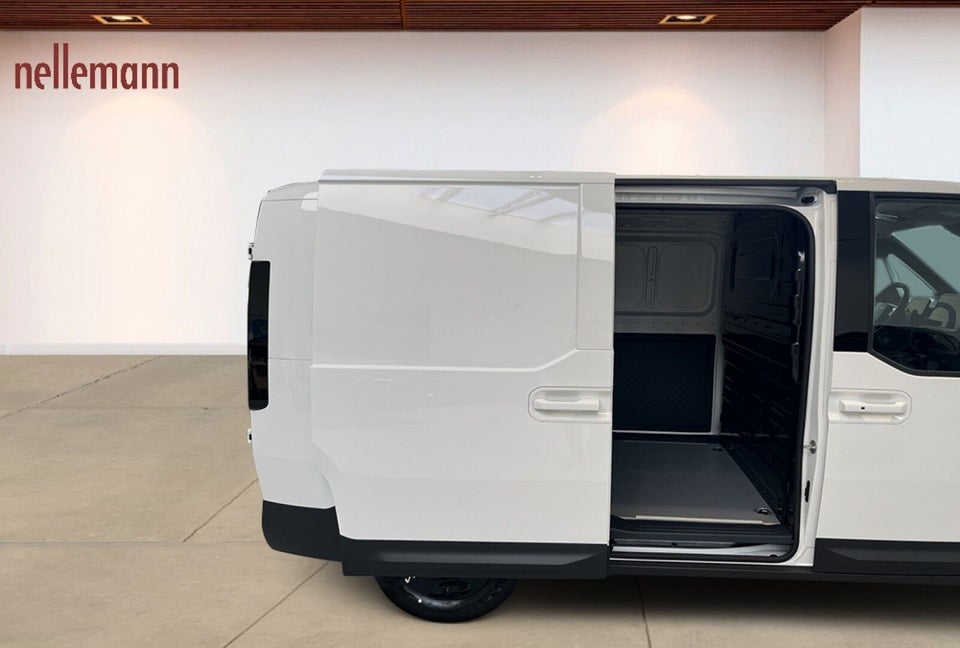 Kia PV5 71 Cargo L2H1 Long Range Work Pro