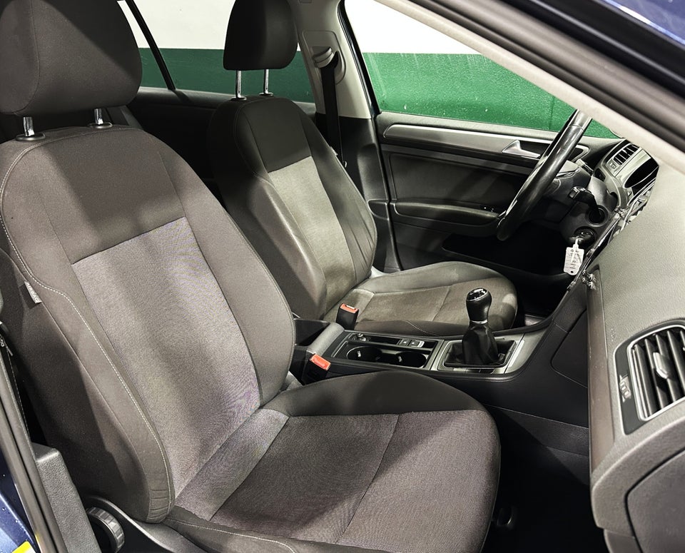 VW Golf VII 1,2 TSi 105 Comfortline BMT 5d