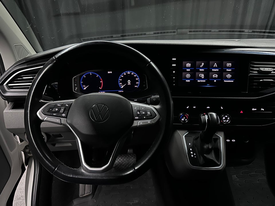 VW Transporter 2,0 TDi 150 Kassevogn DSG lang