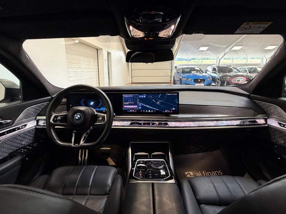 BMW i7 xDrive60 M-Sport 4d