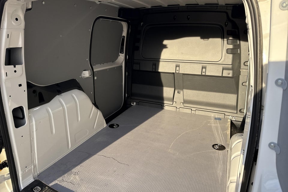 VW Caddy 2,0 TDi 102 Cargo