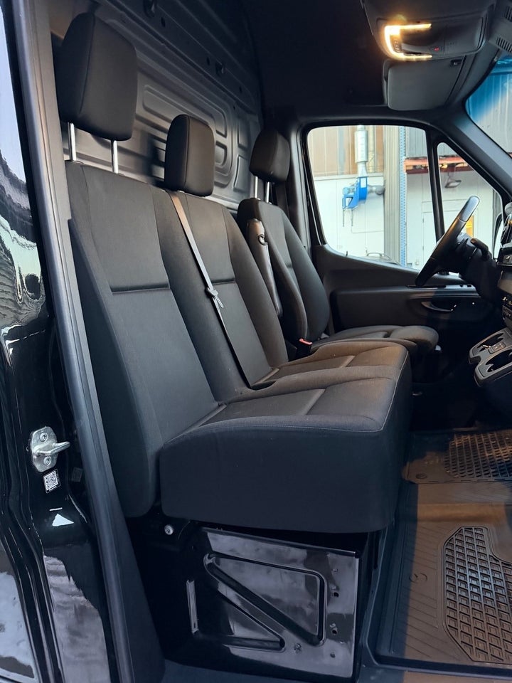 Mercedes Sprinter 317 2,0 CDi A2 Kassevogn aut. RWD