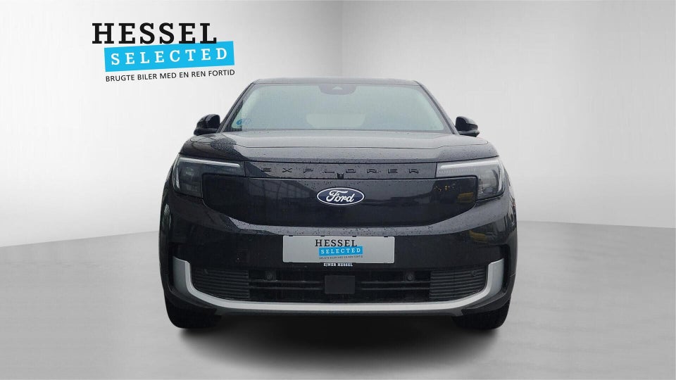 Ford Explorer 82 Premium Extended Range 5d