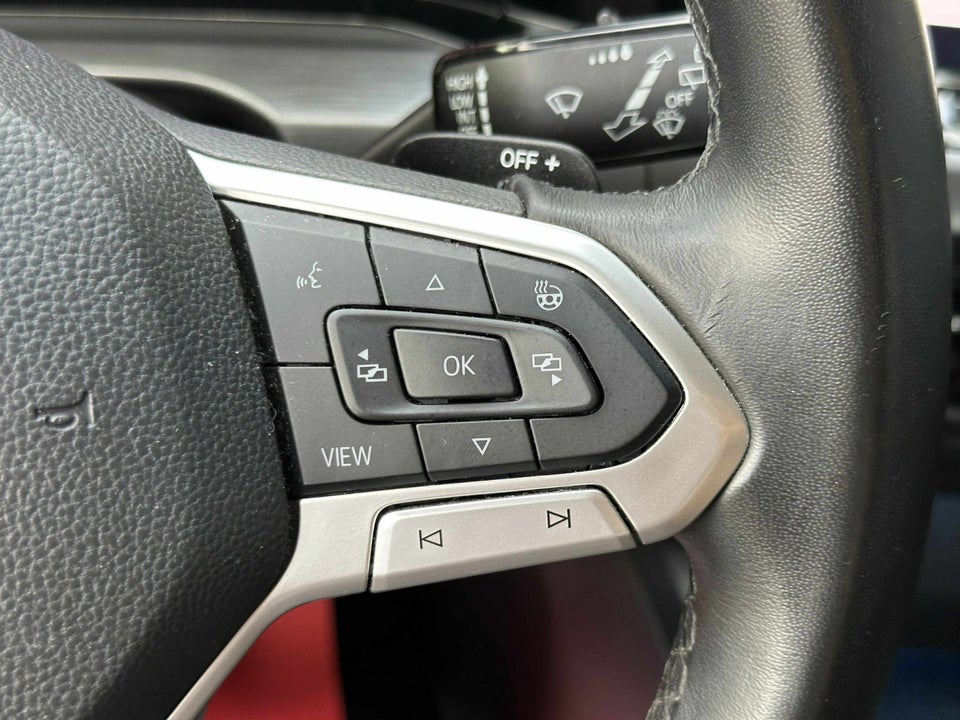 VW Golf VIII 1,4 eHybrid DSG 5d