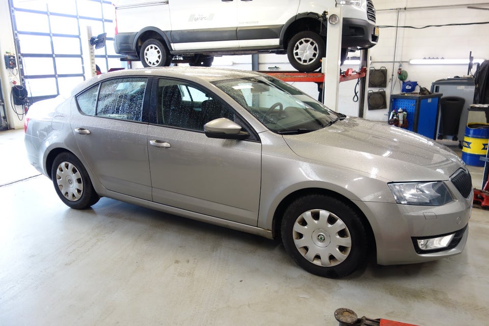 Skoda Octavia 1,6 TDi 110 Ambition GreenLine 5d