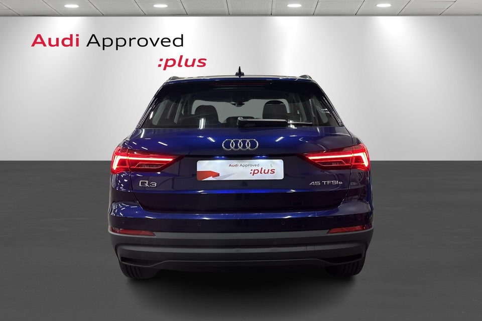 Audi Q3 45 TFSi e Attitude plus S-tr. 5d