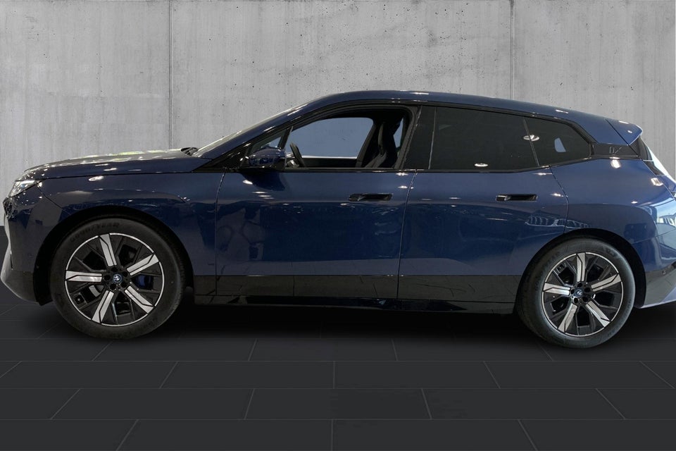 BMW iX xDrive40 Super Charged 5d