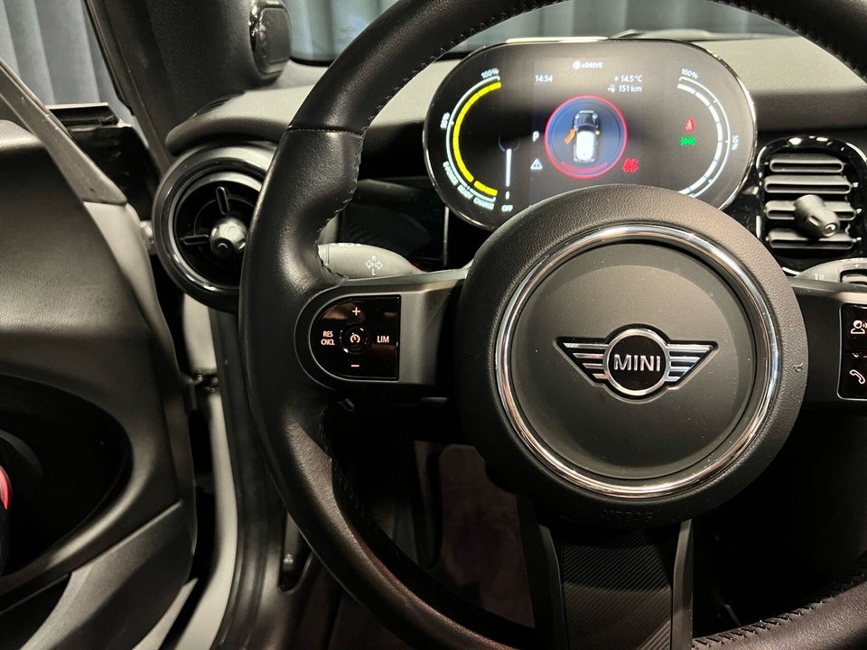 MINI Cooper SE Edition Premium Plus 3d