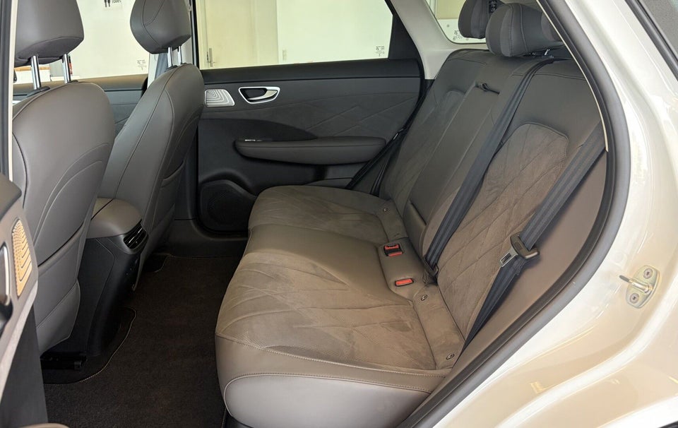 MG MGS6 77 Luxury Performance AWD 5d