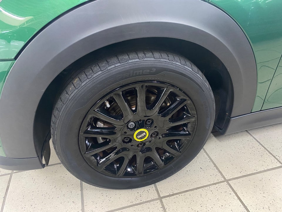 MINI Cooper SE Camden Edition 3d