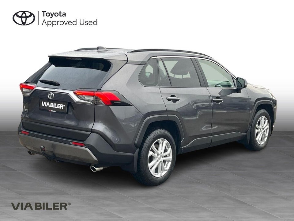 Toyota RAV4 2,0 T3 e-CVT 5d