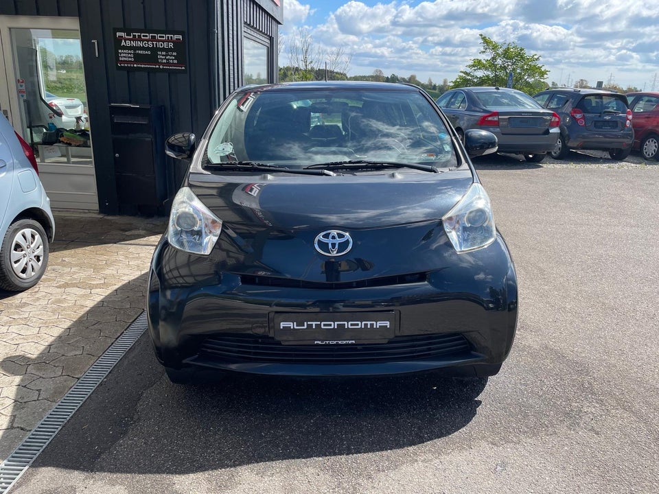 Toyota iQ 1,0 VVT-i Q3 3d