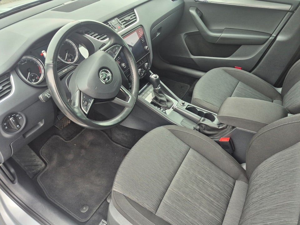 Skoda Octavia 2,0 TDi 150 Style Combi DSG 5d