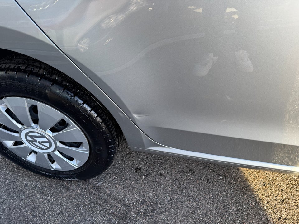 VW Up! 1,0 MPi 60 Move Up! ASG BMT 5d