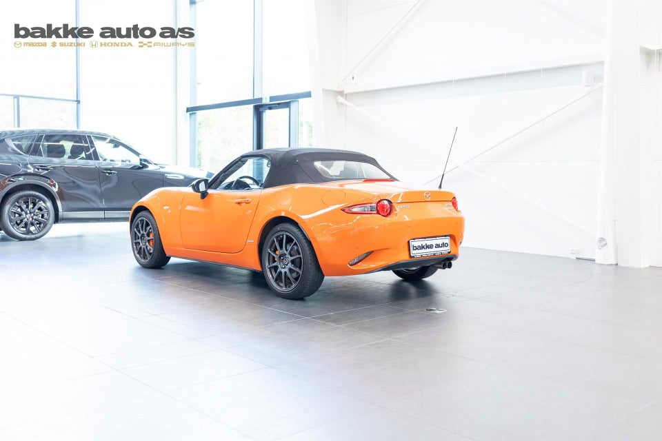 Mazda MX-5 2,0 SkyActiv-G 184 Roadster 30th Anniversary Edit. 2d