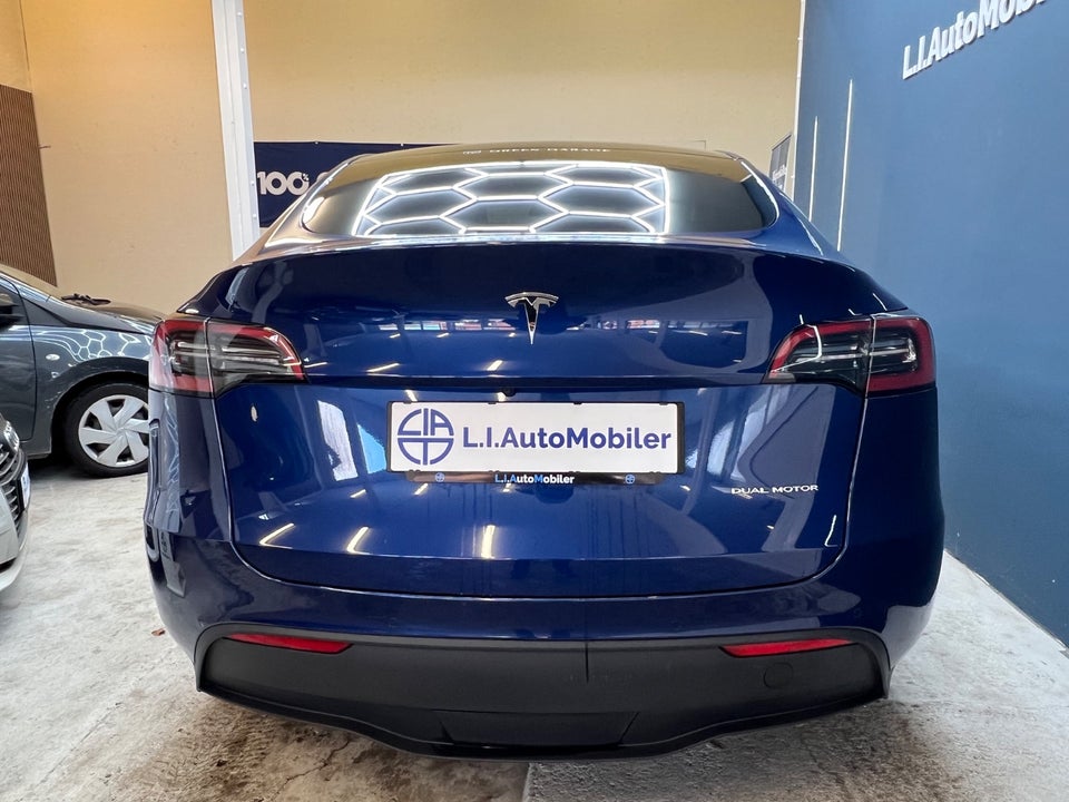 Tesla Model Y Long Range AWD 5d