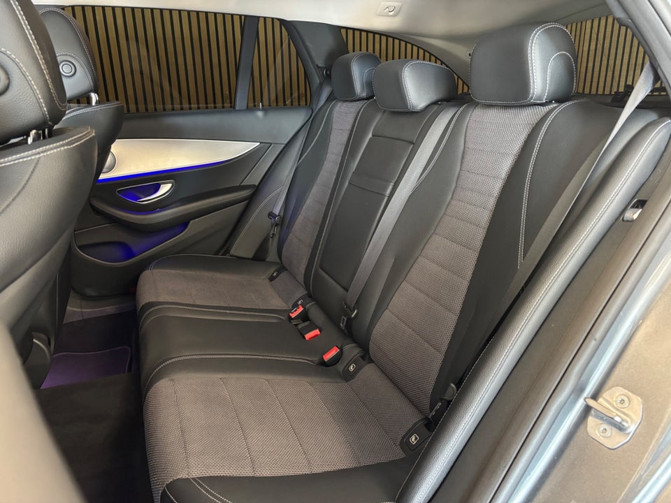 Mercedes E220 d 2,0 AMG Line stc. aut. 5d