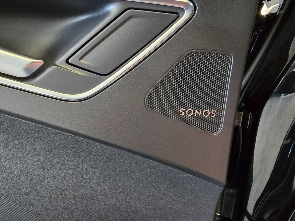 Audi Q4 e-tron 50 S-line quattro 5d